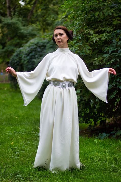 leia silhouette|princess leia white outfit.